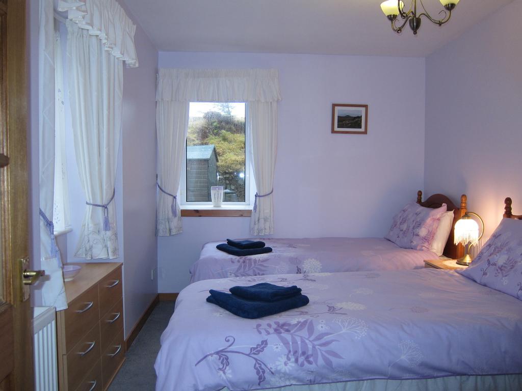 Summer Cottage Dunvegan  Kamer foto